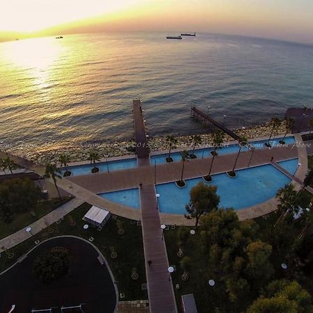 Sea Front & City Center, Amazing Sea View 레메소스 외부 사진