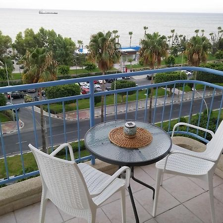 Sea Front & City Center, Amazing Sea View 레메소스 외부 사진