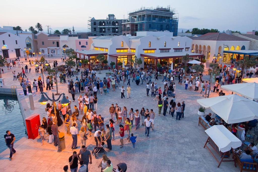 Sea Front & City Center, Amazing Sea View 레메소스 외부 사진
